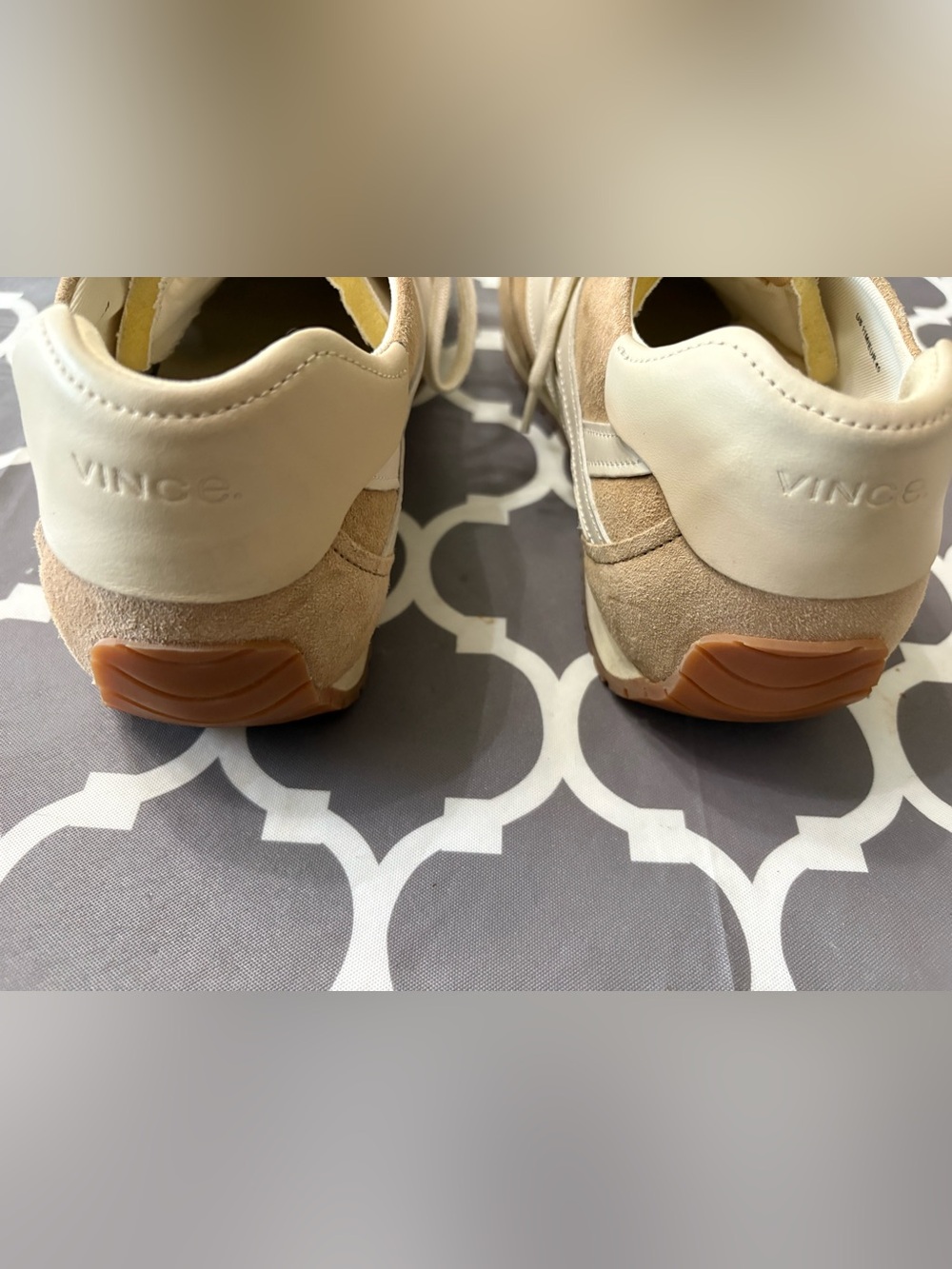 Vince Oasis Runner tan suede sneakers - Picture 12 of 15